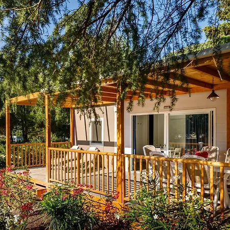 منتزه العطل Maistra Porto Sole Mobile Homes فيرسار